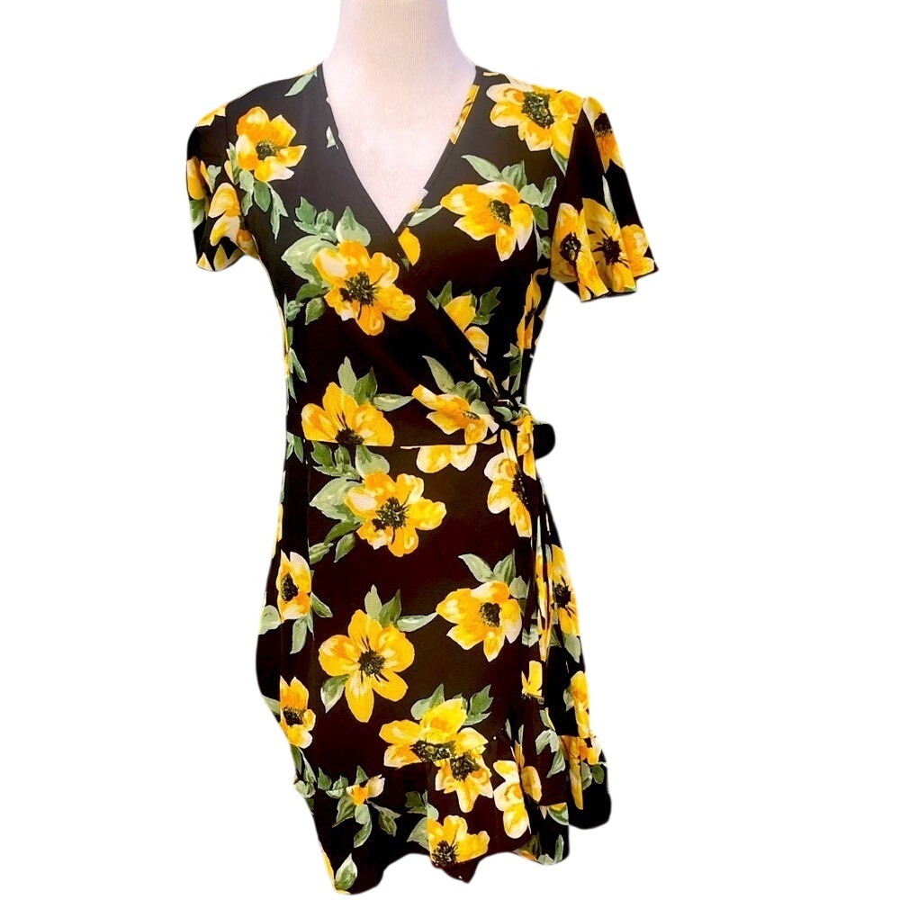 Nine.Eight Wrap Dress Womens S 9806NE Black Yellow Floral Ruffle Hem NEW‎